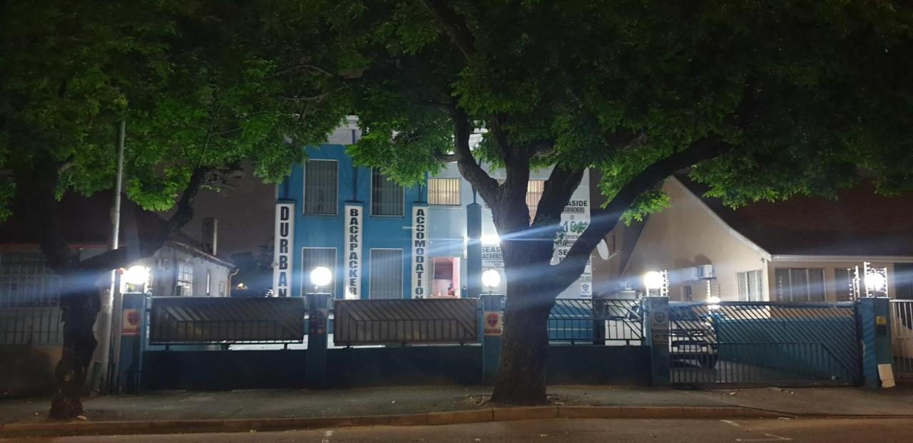 Seaside Backpackers Hostel Durban Exterior photo